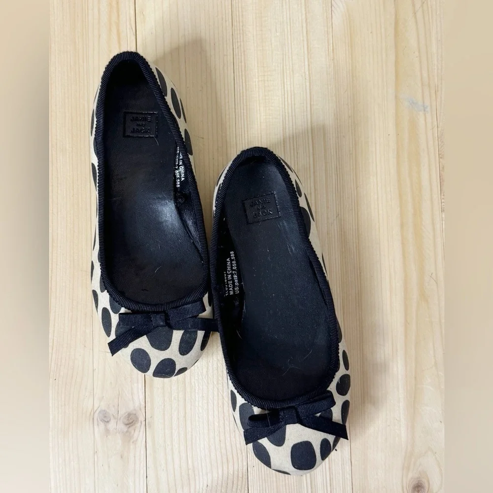 Janie and Jack Polka Dot Flats .Size 9. New. Dalmatian Print.